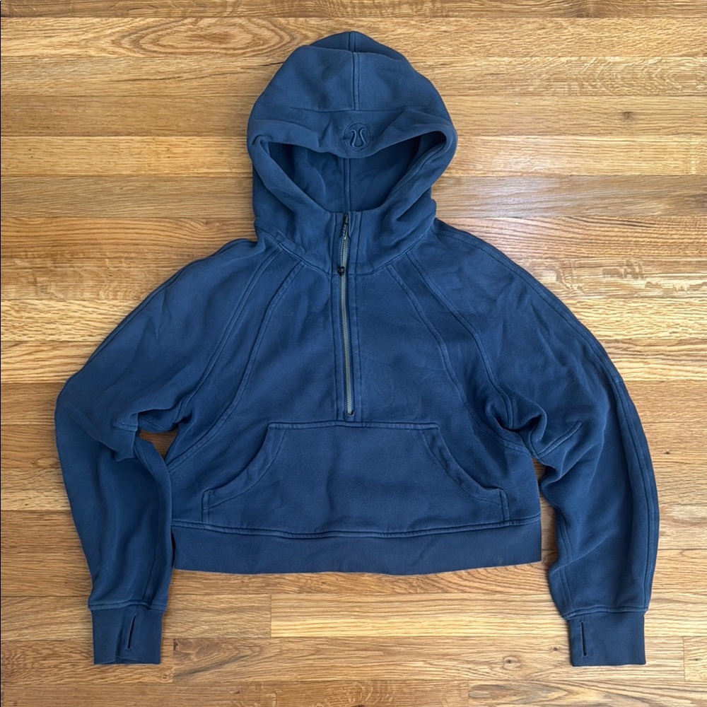 Lululemon Navy Blue Cropped Scuba sweatshirt